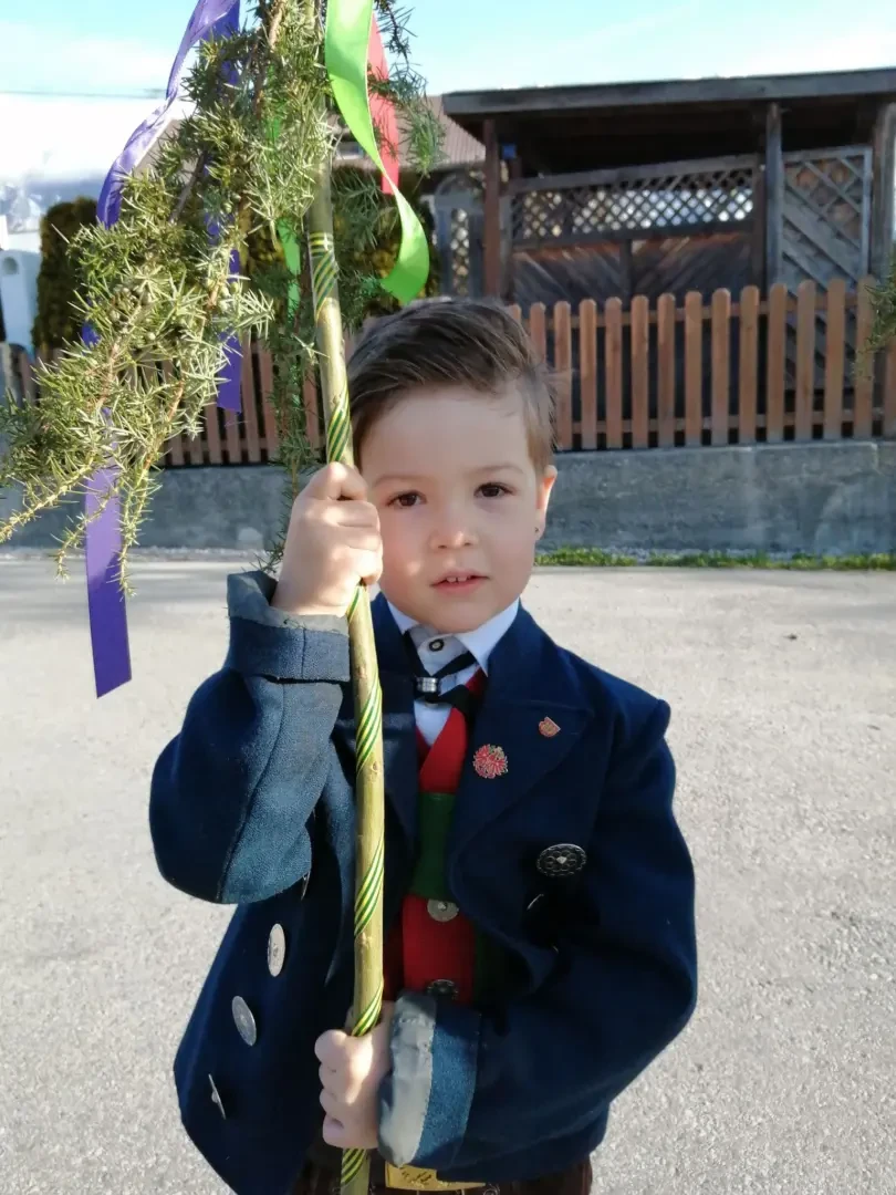 166399937_184288866660718_7327387571999769156_n