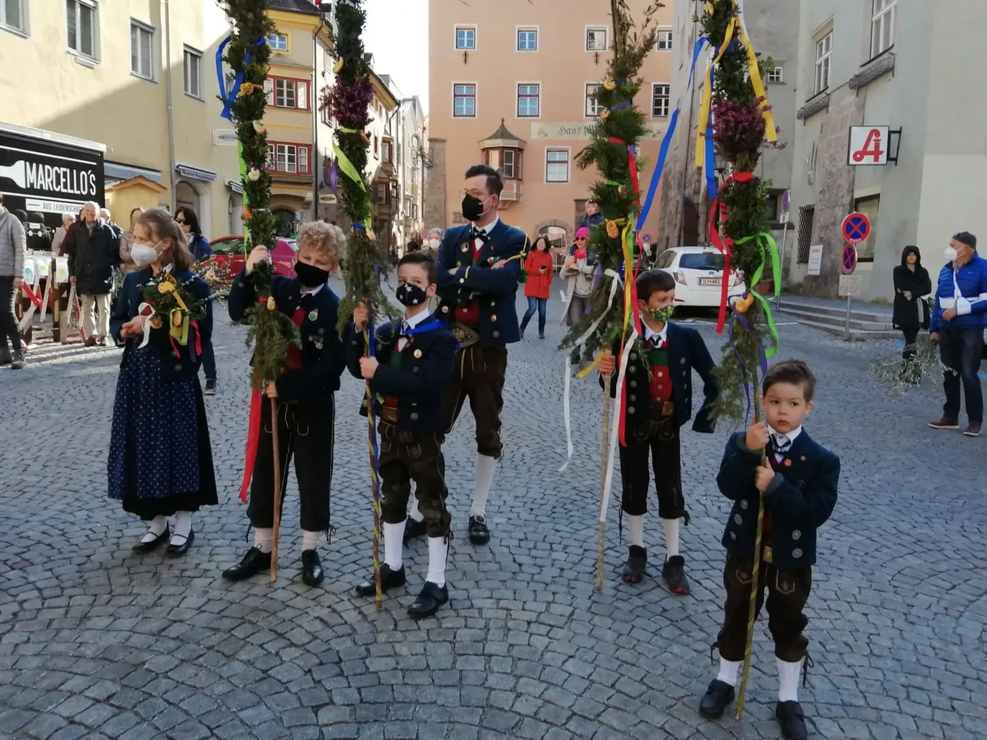 166409528_221262003117550_302356024265000687_n