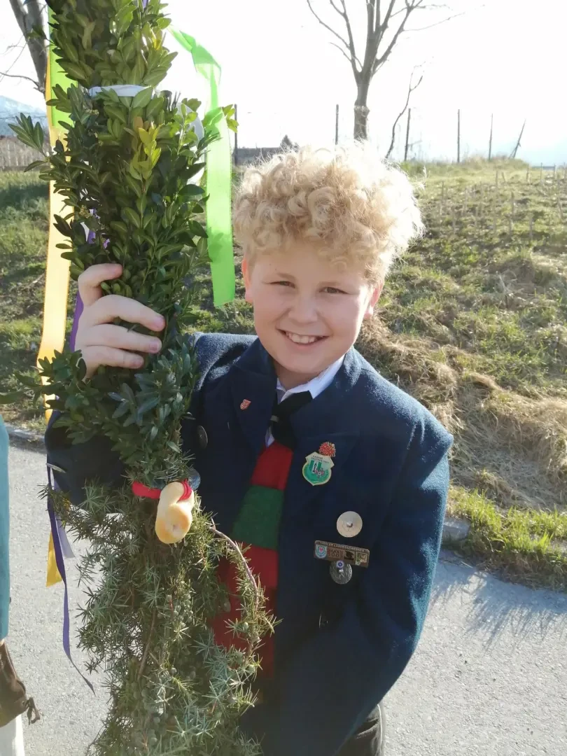 166469904_895542607937977_2038274742032087097_n